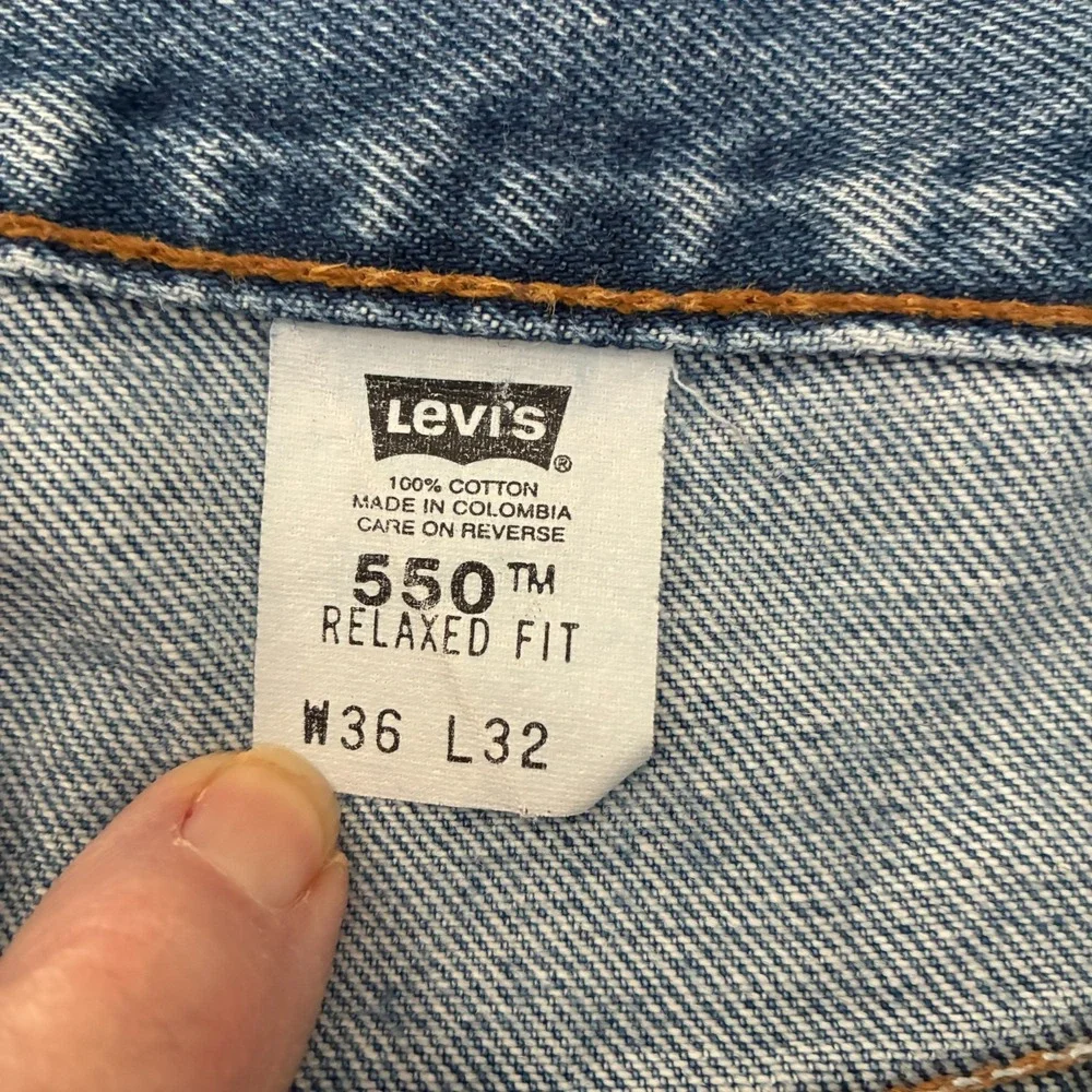 Levi's 550 Men's Relaxed Fit Jeans 36x32 Blue Med Wash Denim 100% Cotton Zip Fly